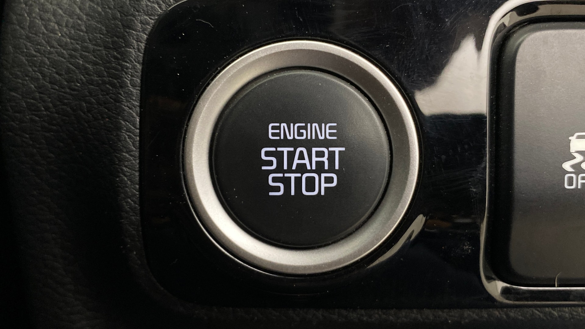 View 2020 Kia Sonet GTX Plus iMT Petrol Image 36 Used 2020 Kia Sonet GTX Plus iMT Petrol Image 36