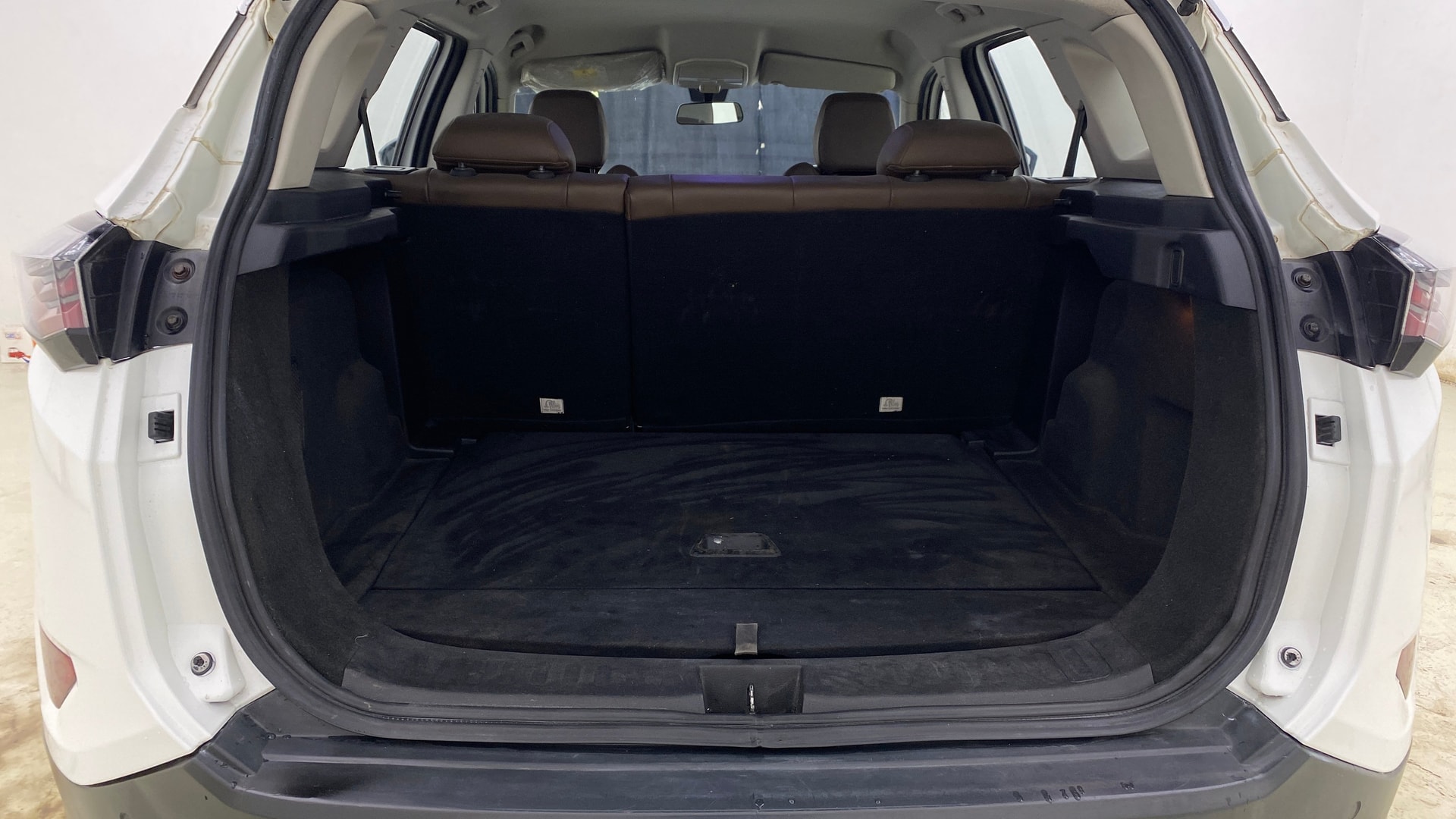 View 2020 Tata Harrier XE Image 7 Used 2020 Tata Harrier XE Image 7