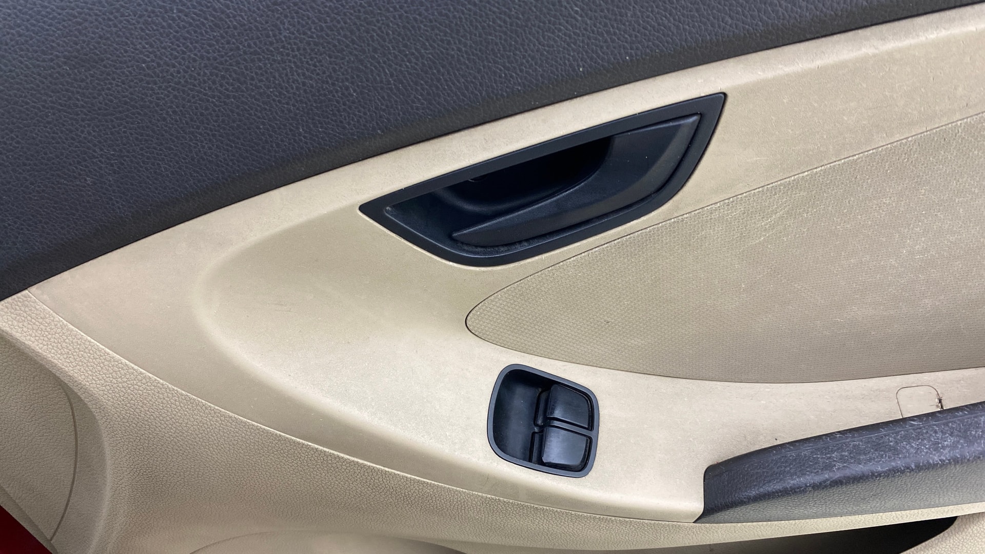 View 2017 Hyundai EON Era Plus Image 32 Used 2017 Hyundai EON Era Plus Image 32
