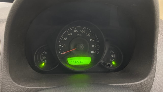 View Hyundai EON Image 33 Used Hyundai EON Image 33
