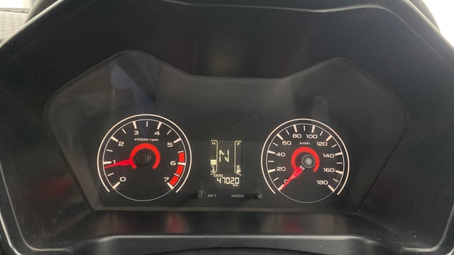 View Mahindra KUV100 Image 33 Used Mahindra KUV100 Image 33