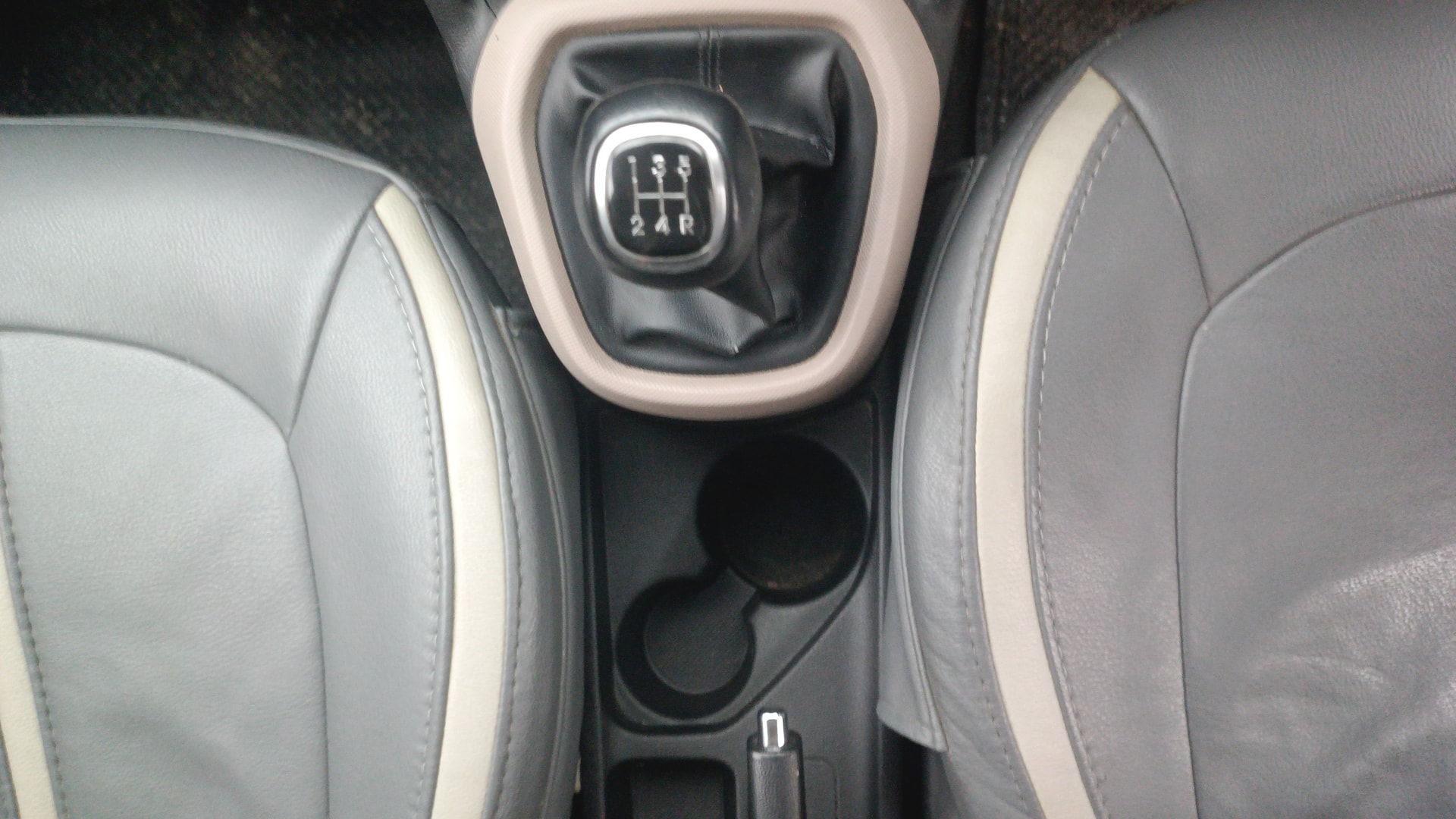 Used 2014 Hyundai Grand i10 Used 2014 Hyundai Grand i10