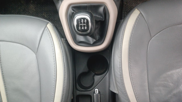 View Hyundai Grand i10 Image 38 Used Hyundai Grand i10 Image 38