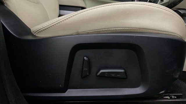 View Tata Safari Image 19 Used Tata Safari Image 19