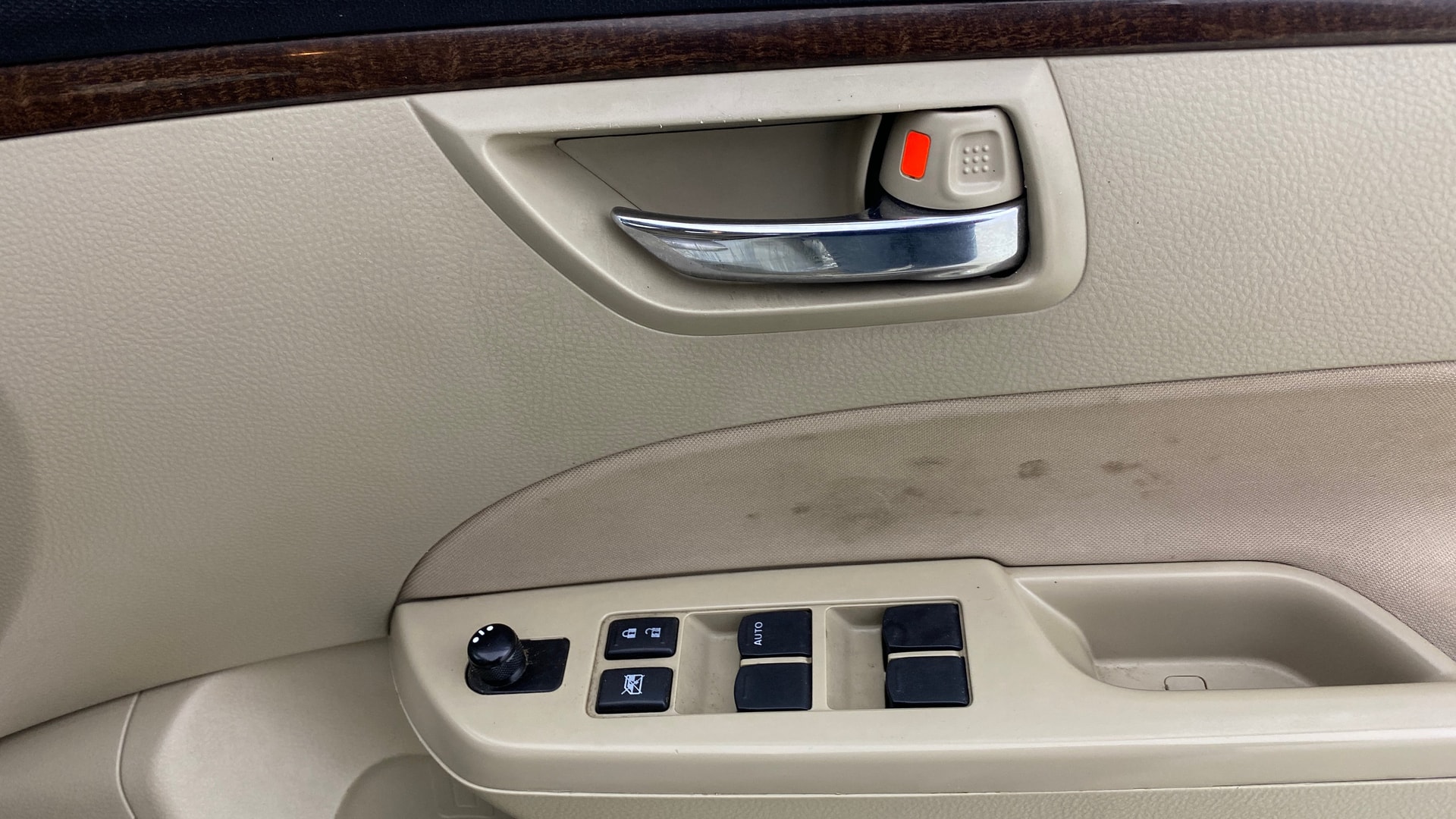 View 2013 Maruti Suzuki 1000 Base Variant Image 32 Used 2013 Maruti Suzuki 1000 Base Variant Image 32