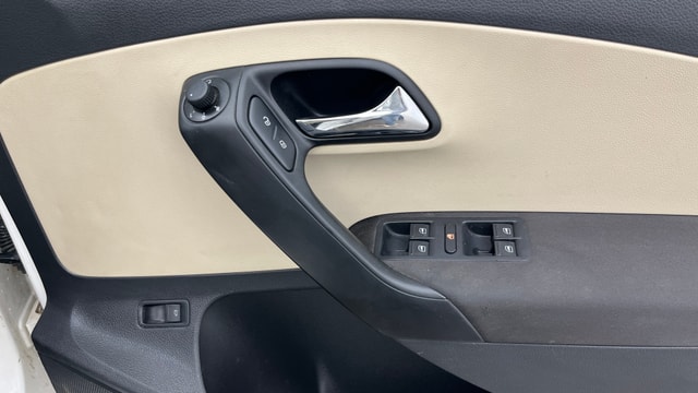 View Skoda Rapid Image 33 Used Skoda Rapid Image 33