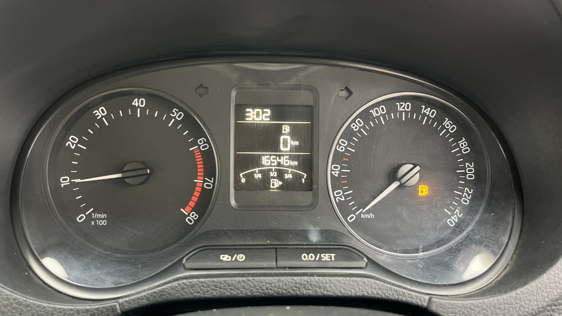 View 2018 Skoda Rapid 1.6 MPI Ambition Petrol BS IV Image 34 Used 2018 Skoda Rapid 1.6 MPI Ambition Petrol BS IV Image 34