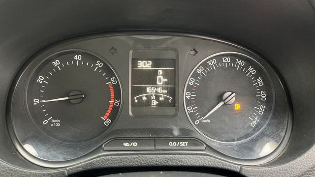 View Skoda Rapid Image 34 Used Skoda Rapid Image 34