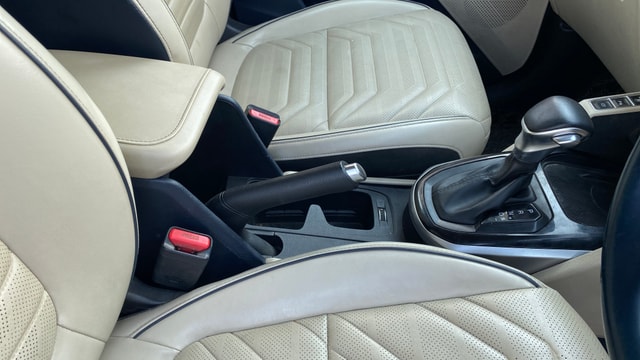 View Kia Carens Image 44 Used Kia Carens Image 44