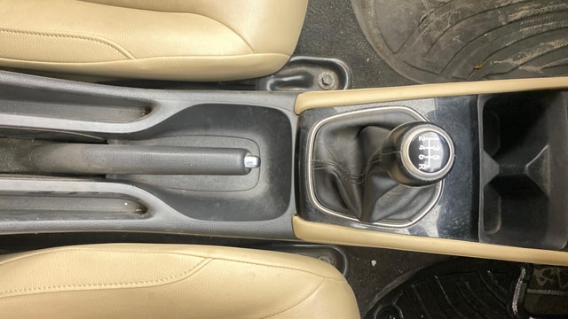 View Honda City ZX Image 41 Used Honda City ZX Image 41