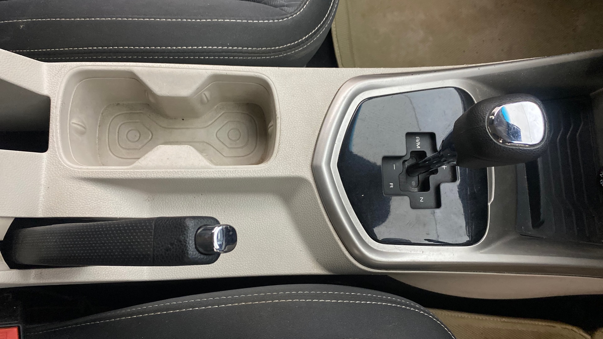 Used 2019 Mahindra XUV300 Used 2019 Mahindra XUV300
