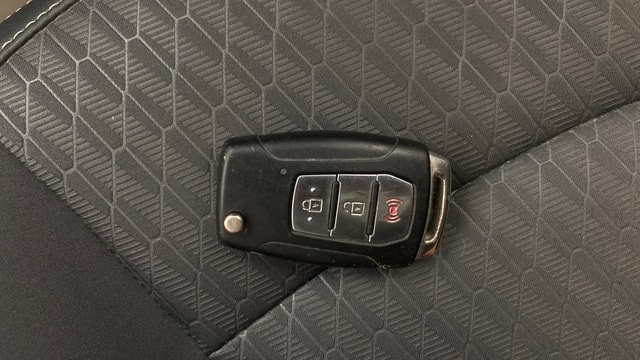 View Mahindra XUV300 Image 27 Used Mahindra XUV300 Image 27