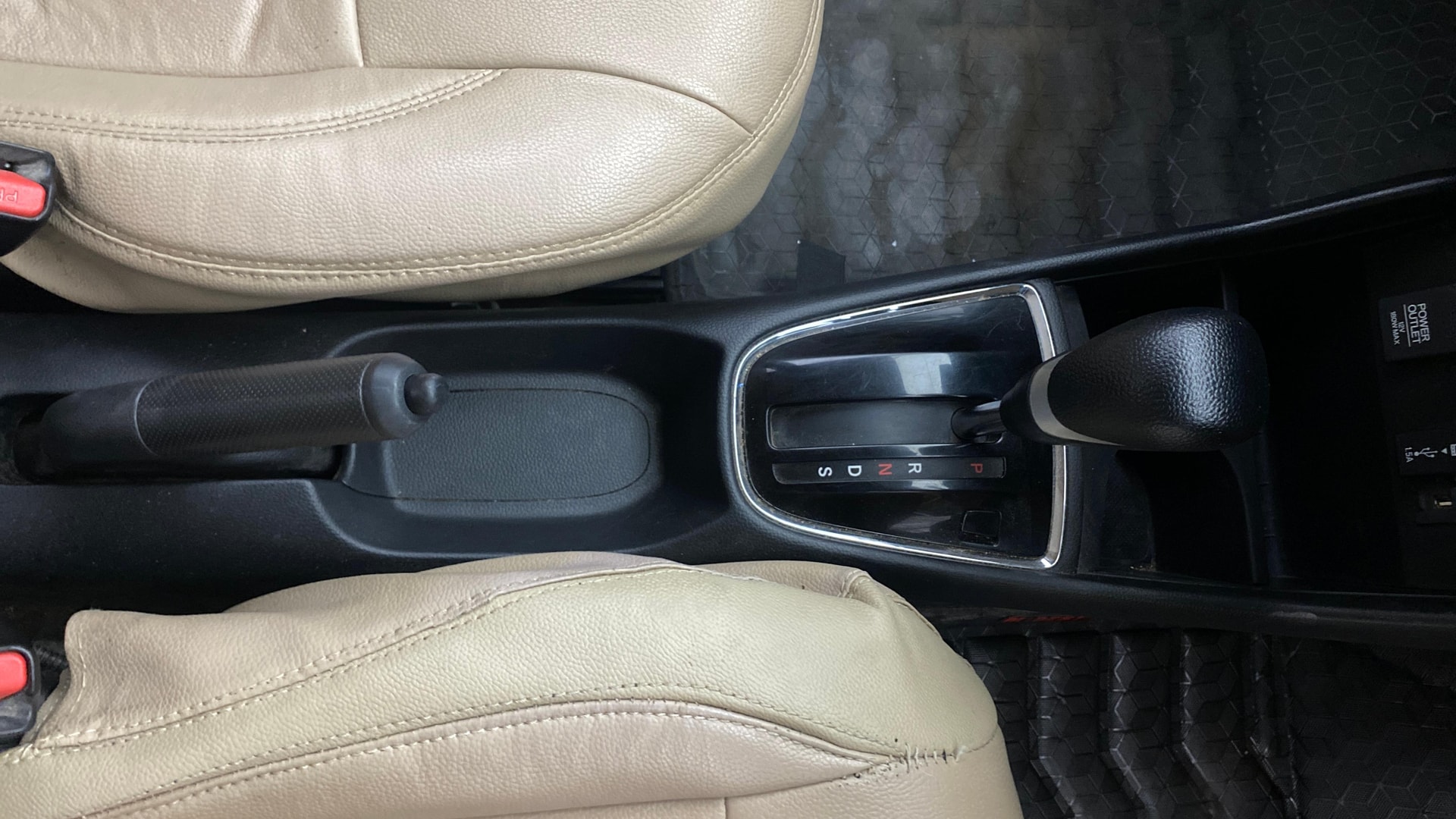View 2022 Honda Amaze E MT Petrol BS IV Image 39 Used 2022 Honda Amaze E MT Petrol BS IV Image 39