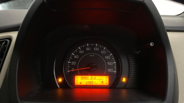 View Maruti Suzuki 1000 Image 33 Used Maruti Suzuki 1000 Image 33