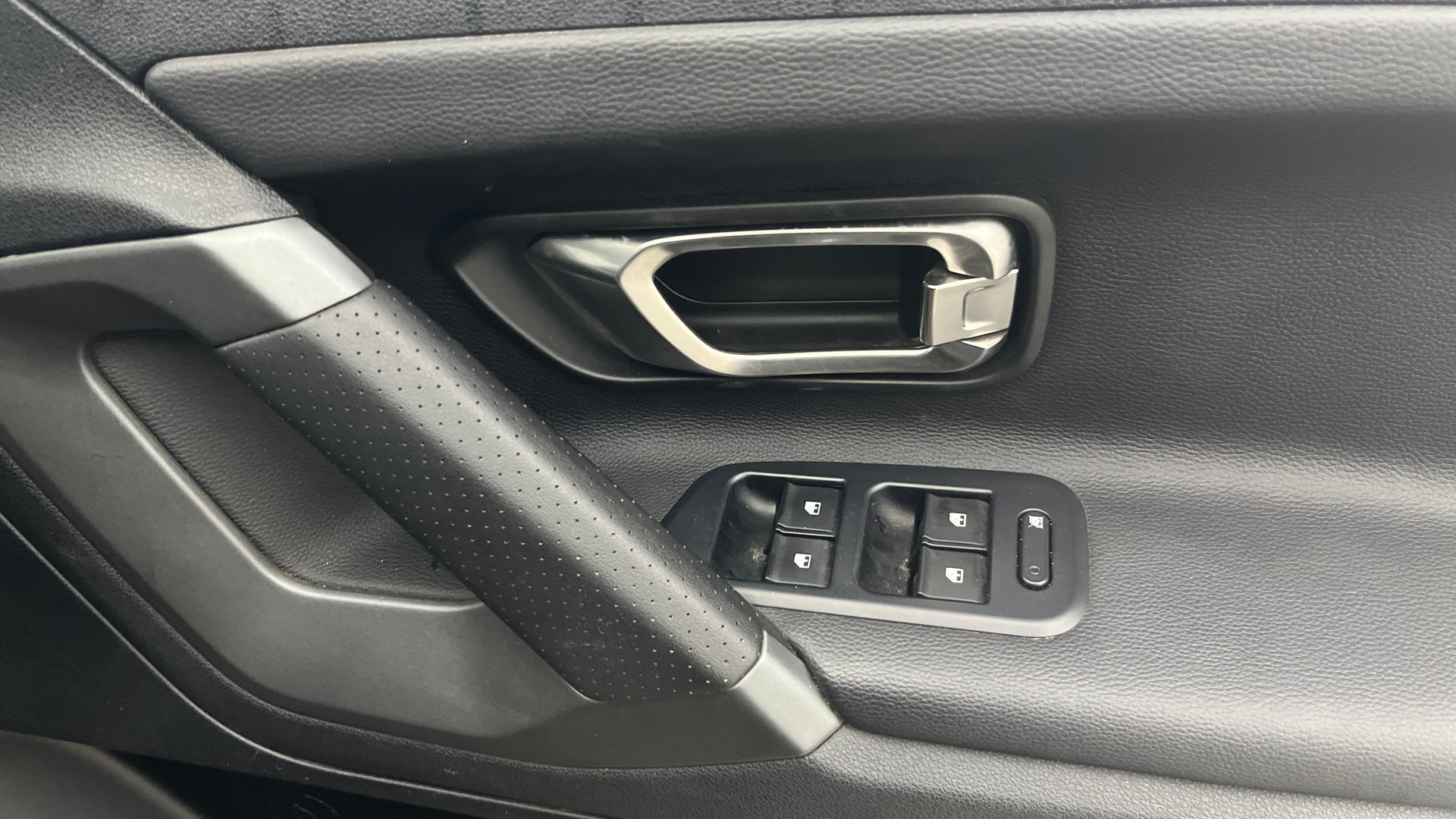 View 2021 Tata Harrier XZA Plus CAMO Edition Image 35 Used 2021 Tata Harrier XZA Plus CAMO Edition Image 35