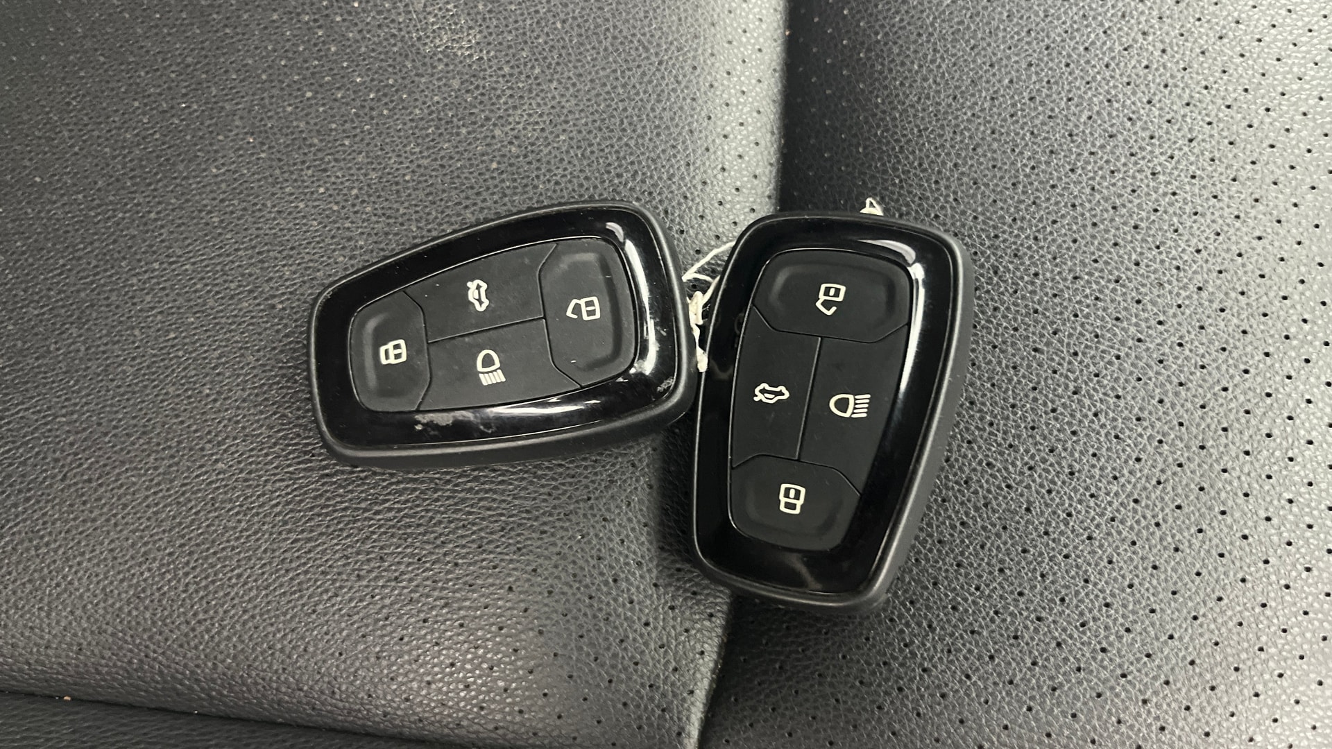 View 2021 Tata Harrier XZA Plus CAMO Edition Image 29 Used 2021 Tata Harrier XZA Plus CAMO Edition Image 29