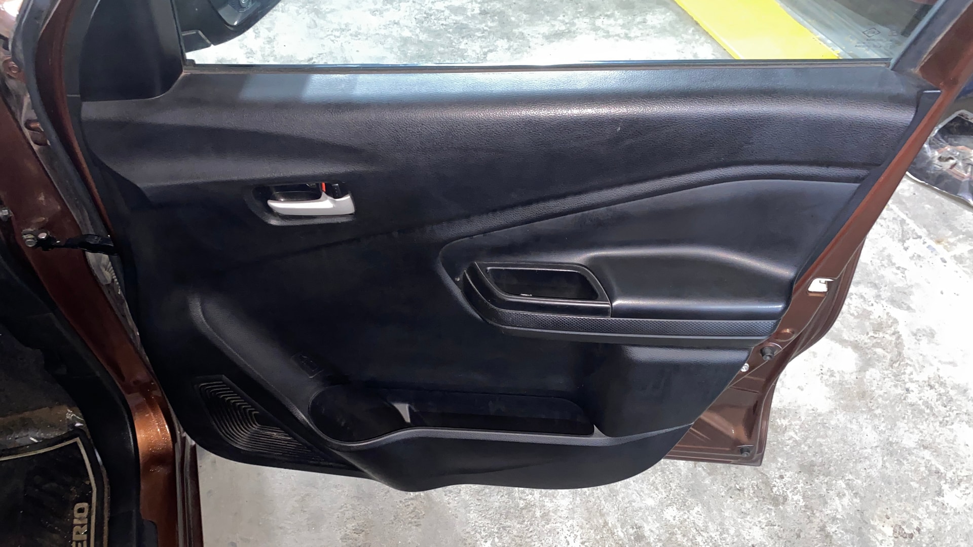 View 2022 Maruti Suzuki 1000 Base Variant Image 33 Used 2022 Maruti Suzuki 1000 Base Variant Image 33
