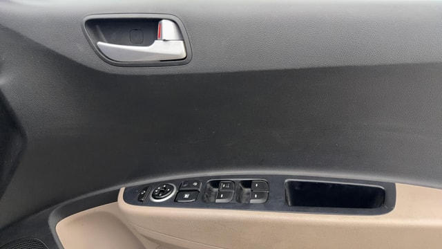 View Hyundai Grand i10 Image 32 Used Hyundai Grand i10 Image 32