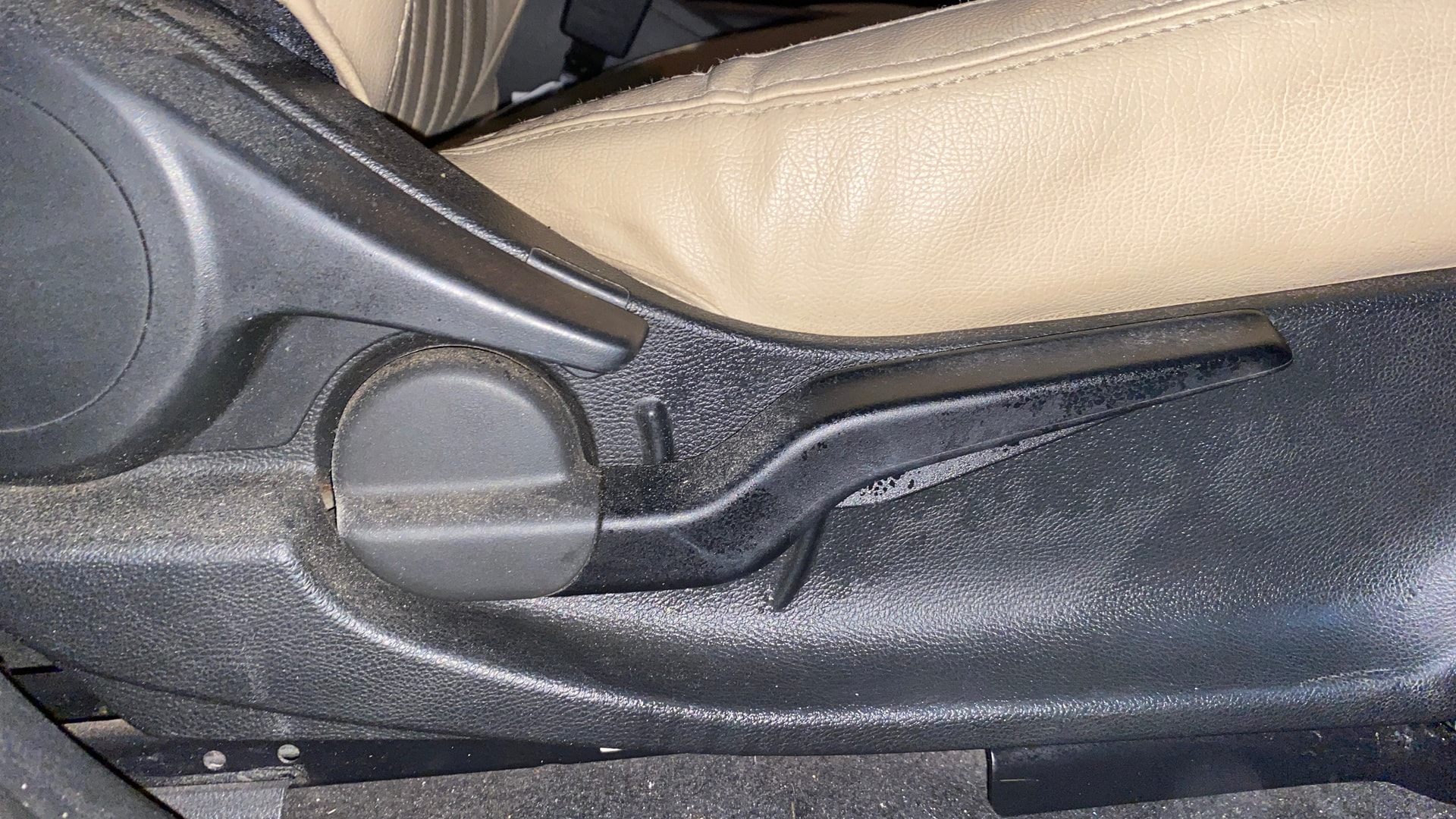 View 2020 Honda City ZX MT Diesel Anniversary Edition Image 19 Used 2020 Honda City ZX MT Diesel Anniversary Edition Image 19