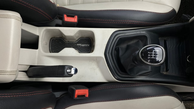 View Mahindra XUV300 Image 38 Used Mahindra XUV300 Image 38
