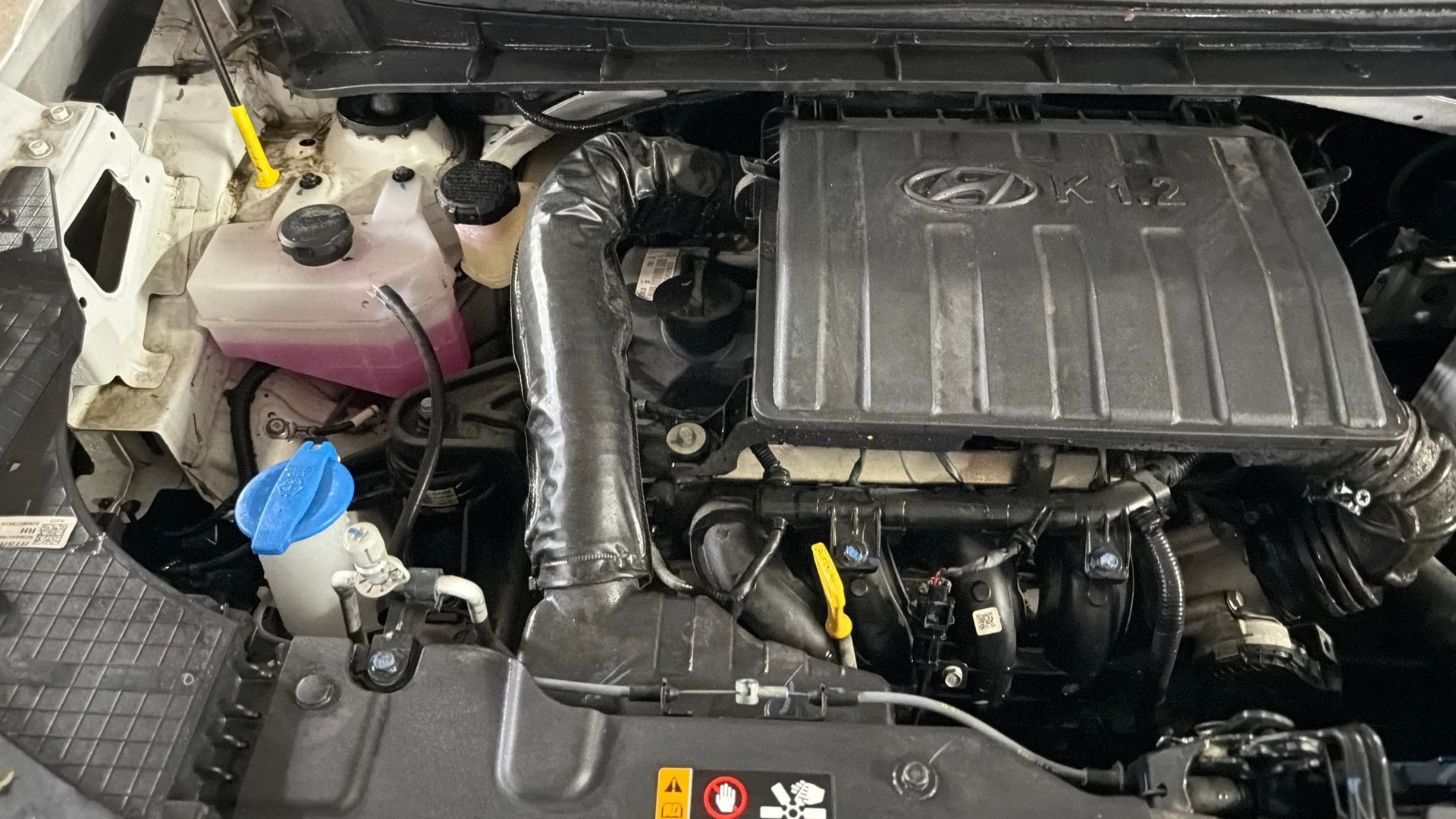 View 2026 Hyundai Exter 1.2 MT Kappa EX Image 3 Used 2026 Hyundai Exter 1.2 MT Kappa EX Image 3