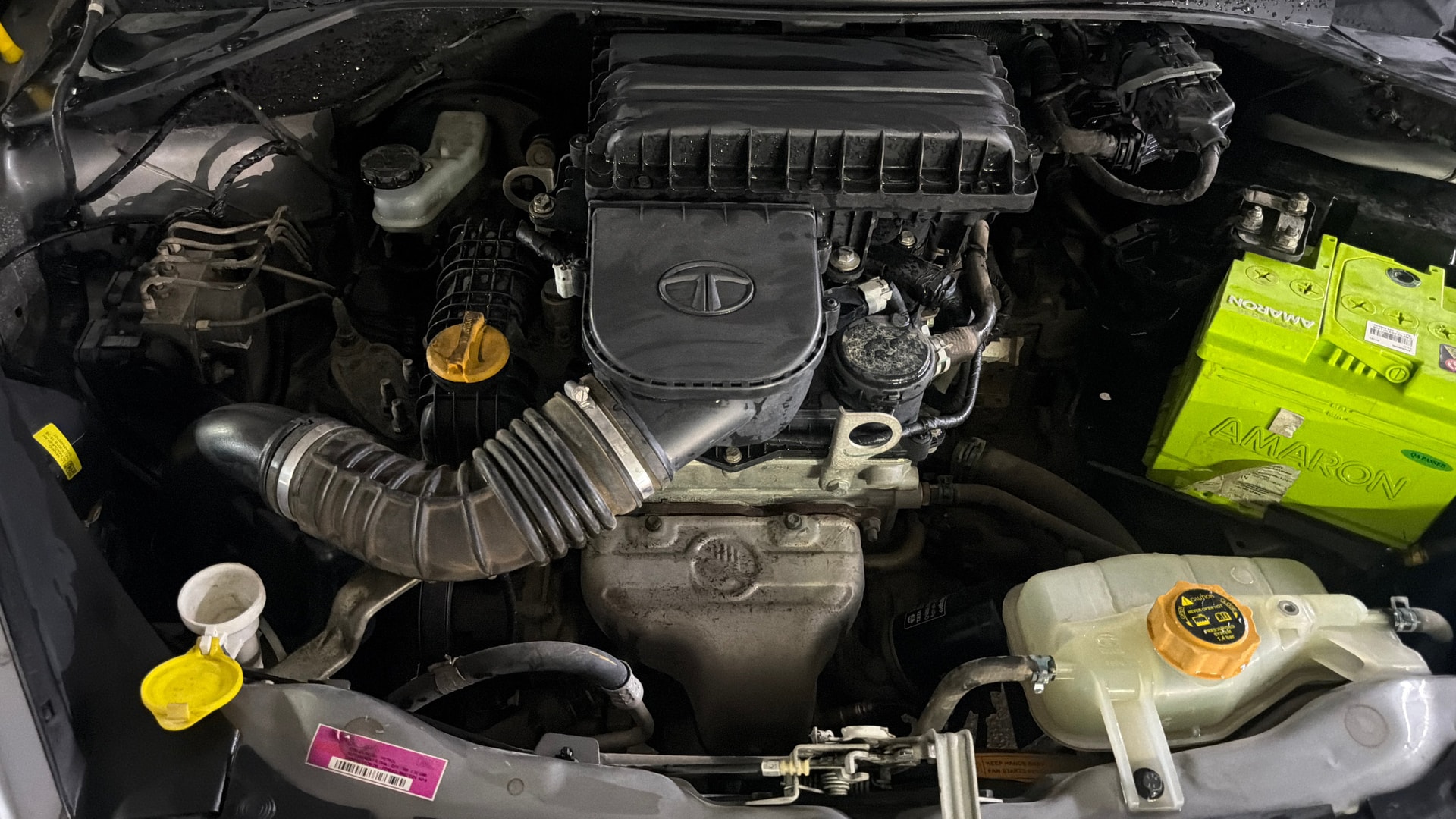 View 2019 Tata Tiago Revotorq XB Image 3 Used 2019 Tata Tiago Revotorq XB Image 3