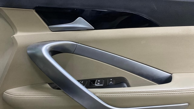 View MG Hector Image 38 Used MG Hector Image 38