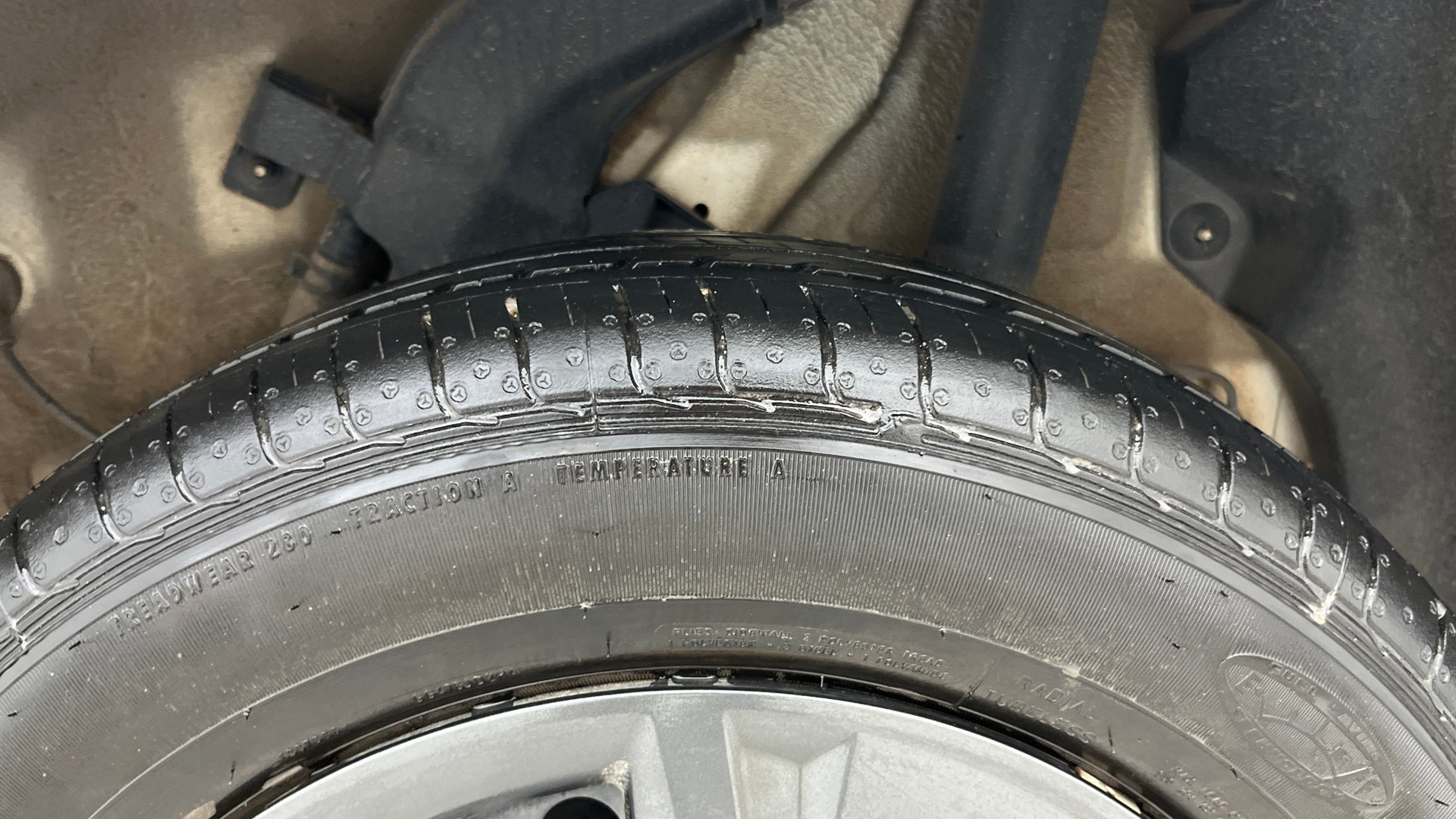 View 2024 Hyundai Venue S(O) Plus 1.2 Petrol MT Image 19 Used 2024 Hyundai Venue S(O) Plus 1.2 Petrol MT Image 19