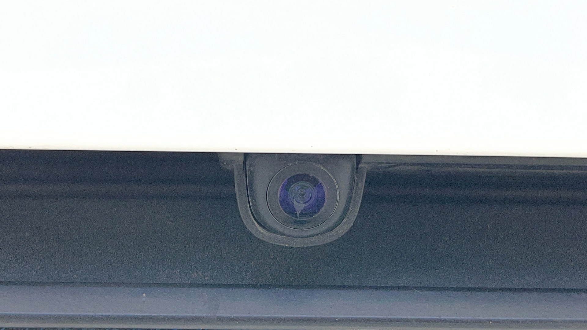 View 2024 Hyundai Venue S(O) Plus 1.2 Petrol MT Image 23 Used 2024 Hyundai Venue S(O) Plus 1.2 Petrol MT Image 23