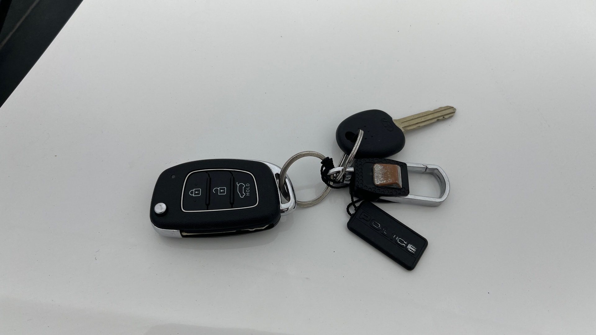 View 2024 Hyundai Venue S(O) Plus 1.2 Petrol MT Image 28 Used 2024 Hyundai Venue S(O) Plus 1.2 Petrol MT Image 28