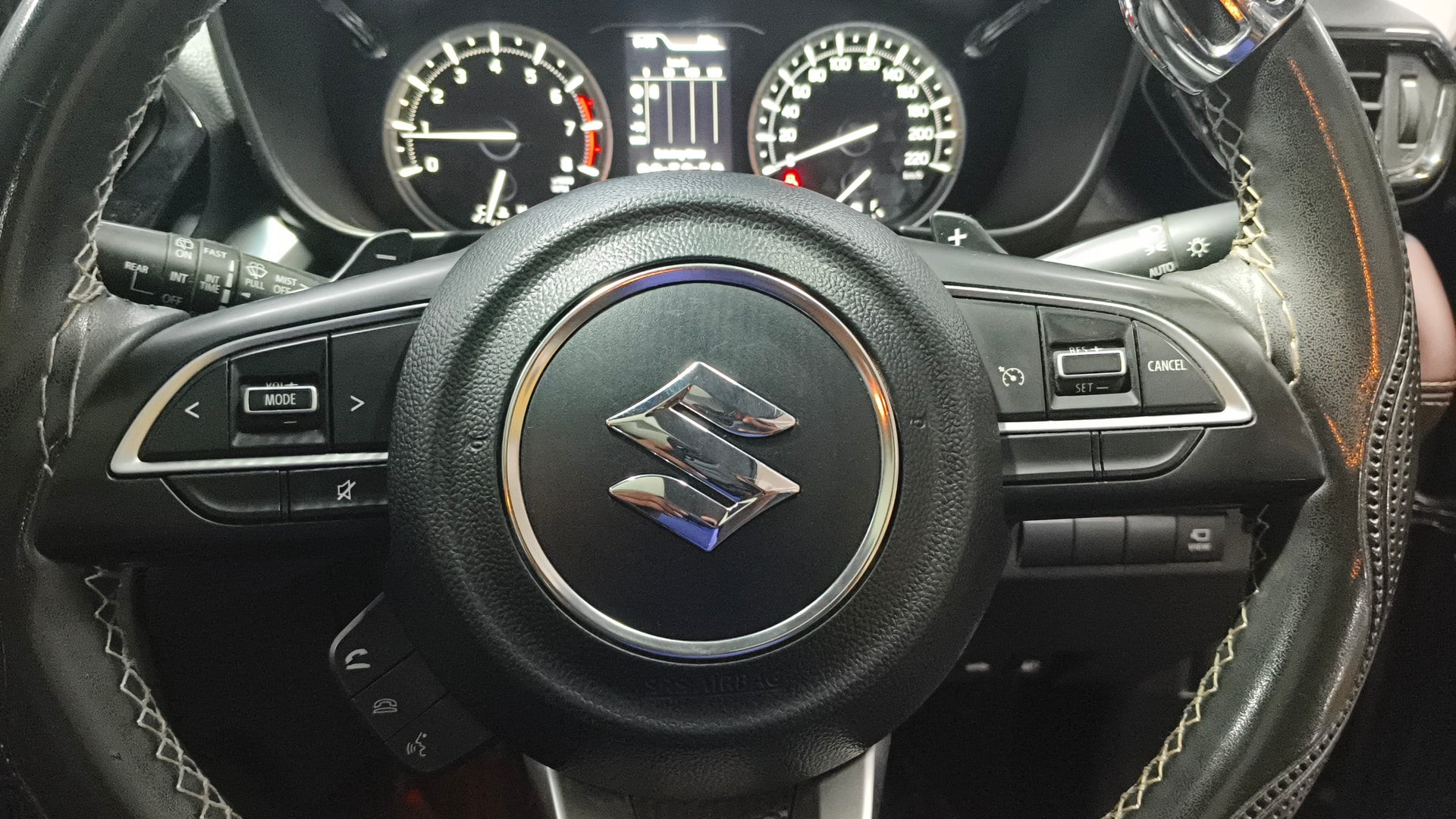 View 2025 Maruti Suzuki 1000 Base Variant Image 3 Used 2025 Maruti Suzuki 1000 Base Variant Image 3