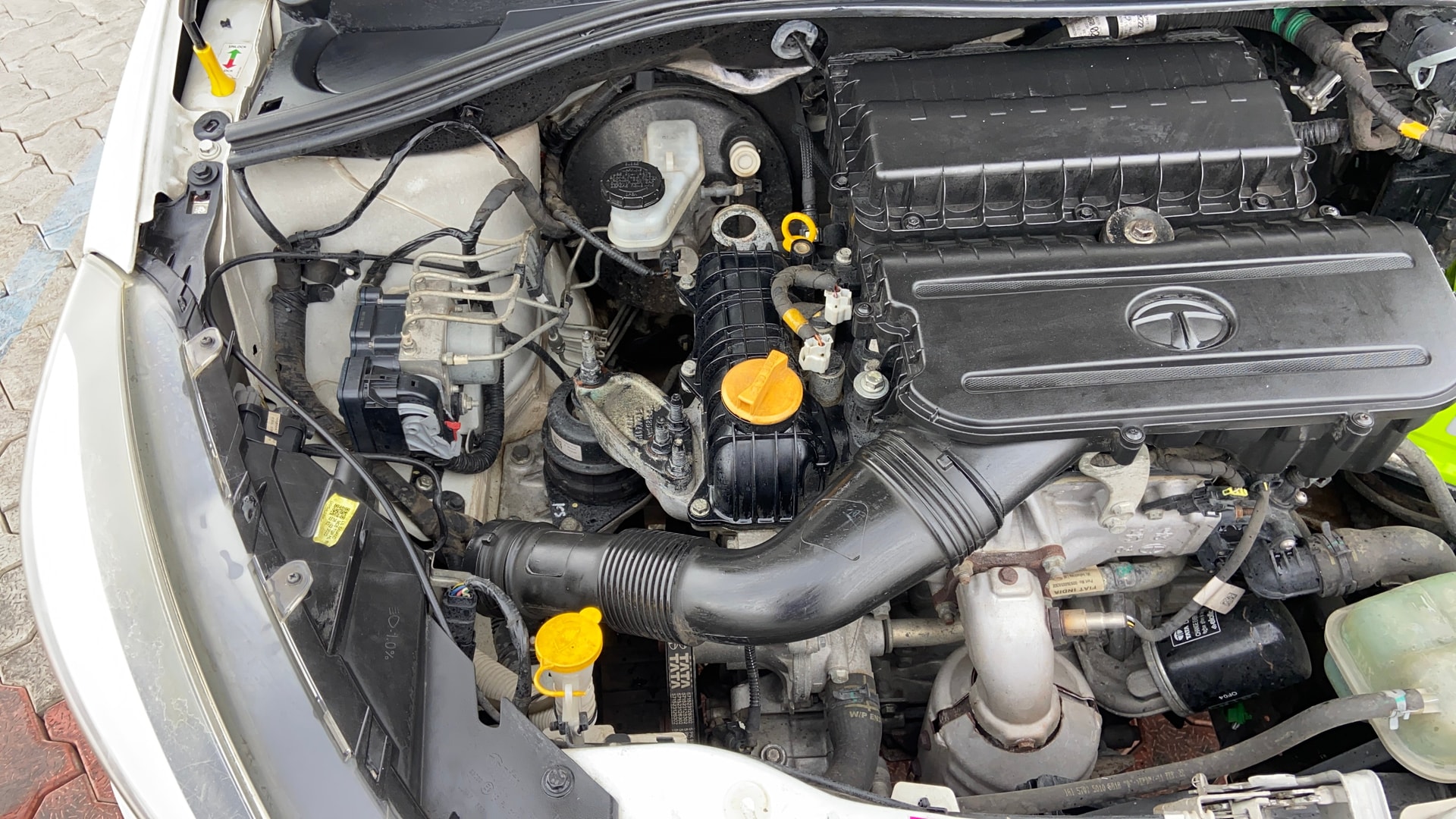 View 2022 Tata Tigor XE Diesel Image 13 Used 2022 Tata Tigor XE Diesel Image 13