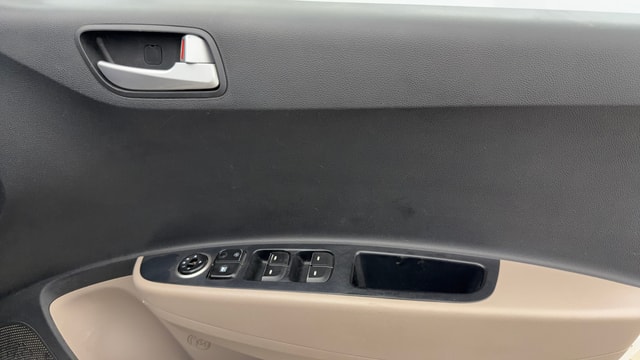 View Hyundai Grand i10 Image 32 Used Hyundai Grand i10 Image 32
