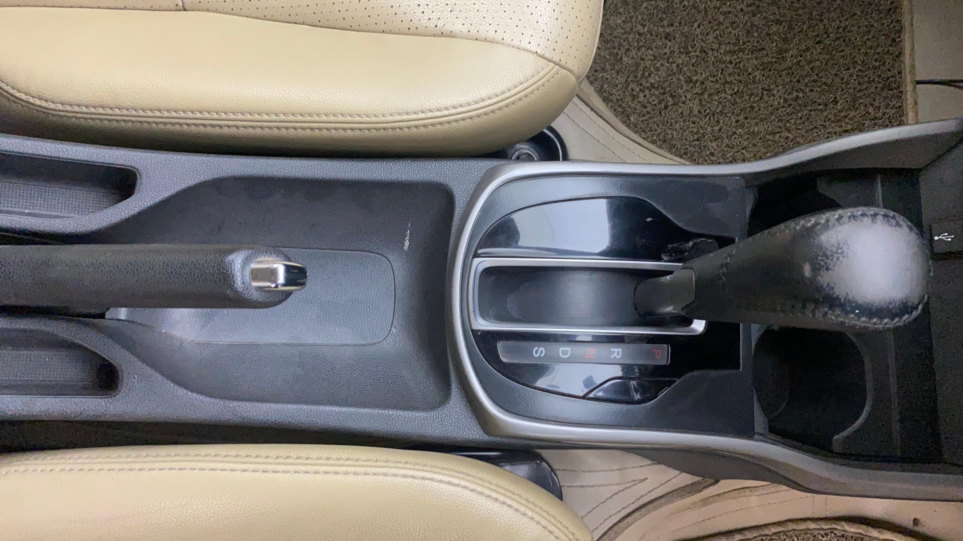 View 2017 Honda City ZX MT Diesel Anniversary Edition Image 41 Used 2017 Honda City ZX MT Diesel Anniversary Edition Image 41