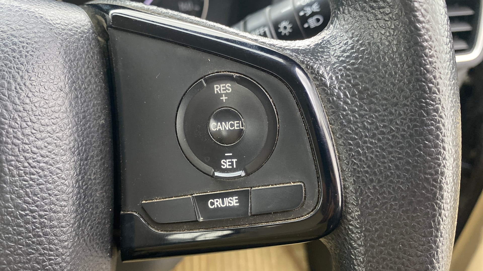 View 2018 Honda Amaze E MT Petrol BS IV Image 3 Used 2018 Honda Amaze E MT Petrol BS IV Image 3