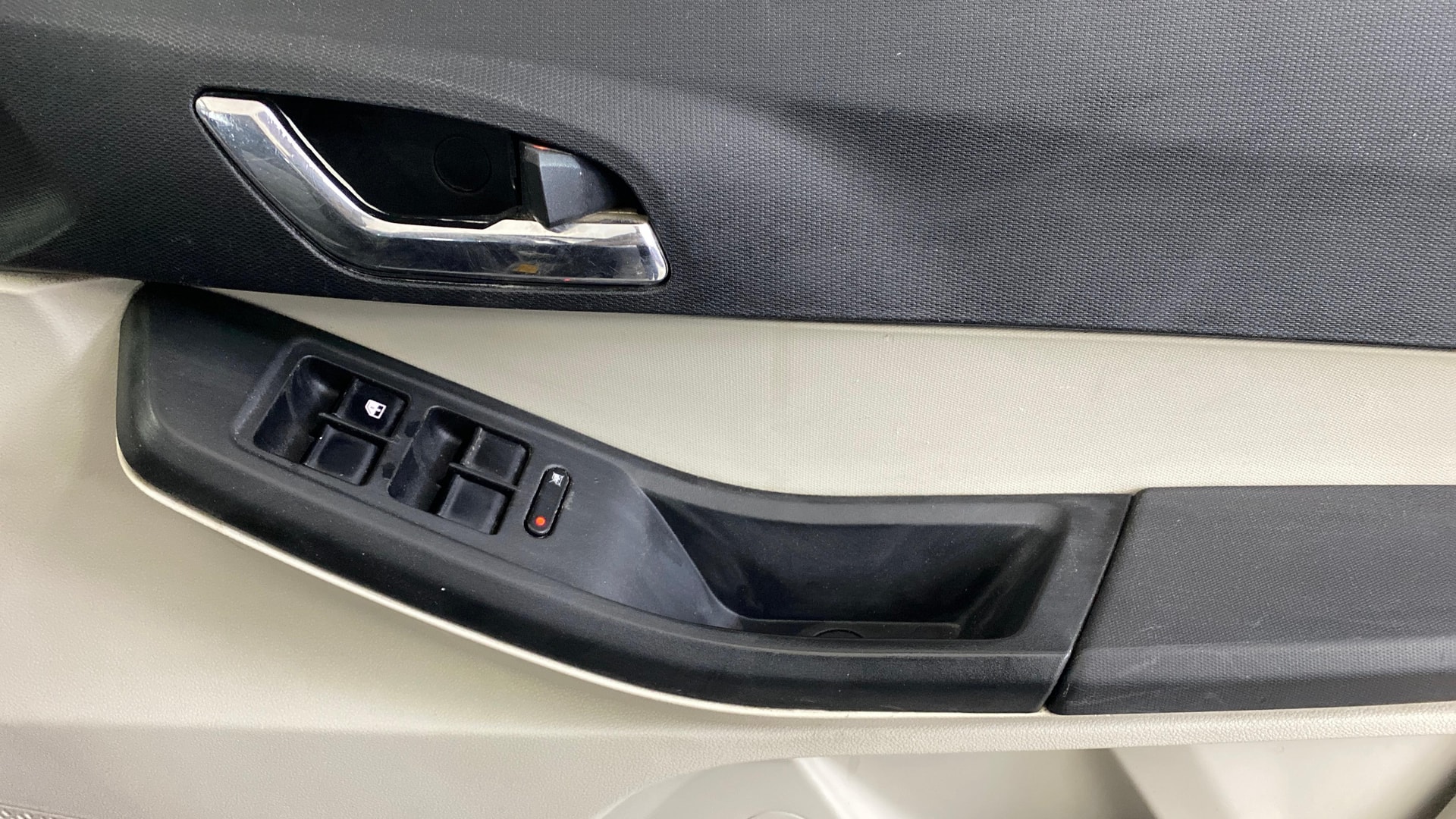 Used 2022 Tata Tiago Used 2022 Tata Tiago