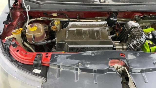 View Mahindra KUV100 Image 3 Used Mahindra KUV100 Image 3