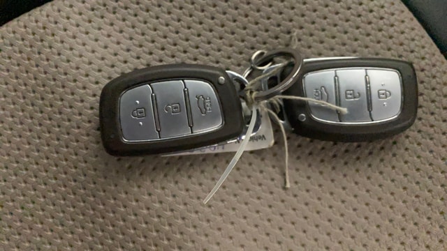 View Hyundai Grand i10 Image 27 Used Hyundai Grand i10 Image 27