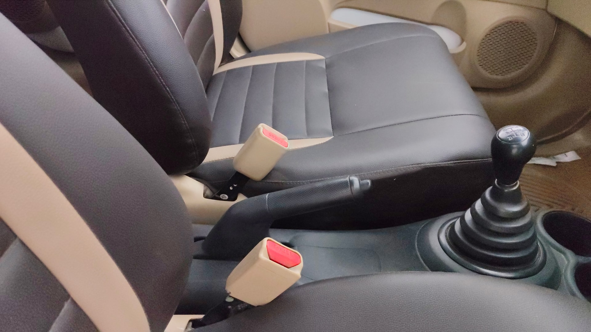 View 2015 Honda Brio E MT Petrol Image 38 Used 2015 Honda Brio E MT Petrol Image 38