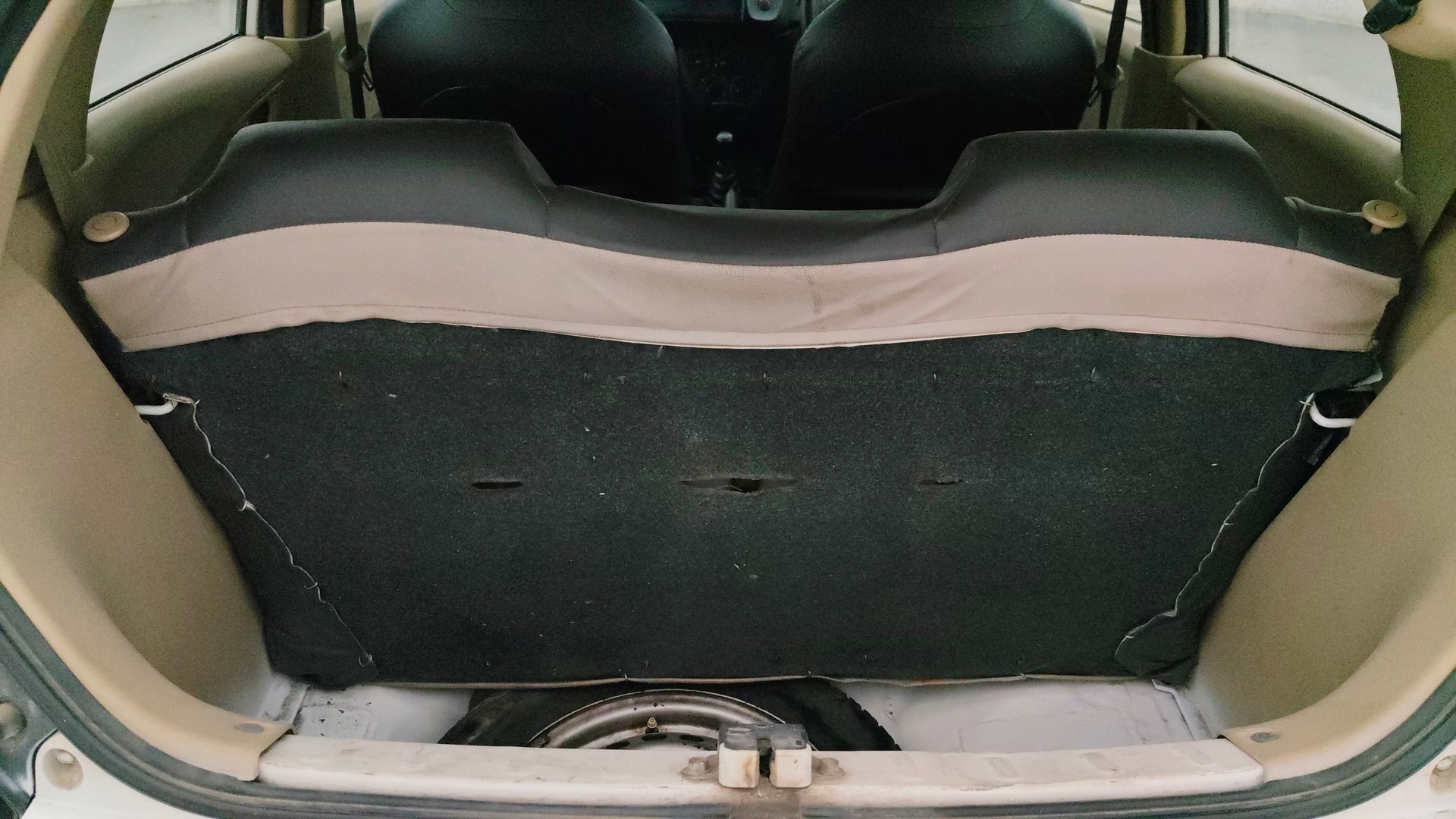 View 2015 Honda Brio E MT Petrol Image 10 Used 2015 Honda Brio E MT Petrol Image 10