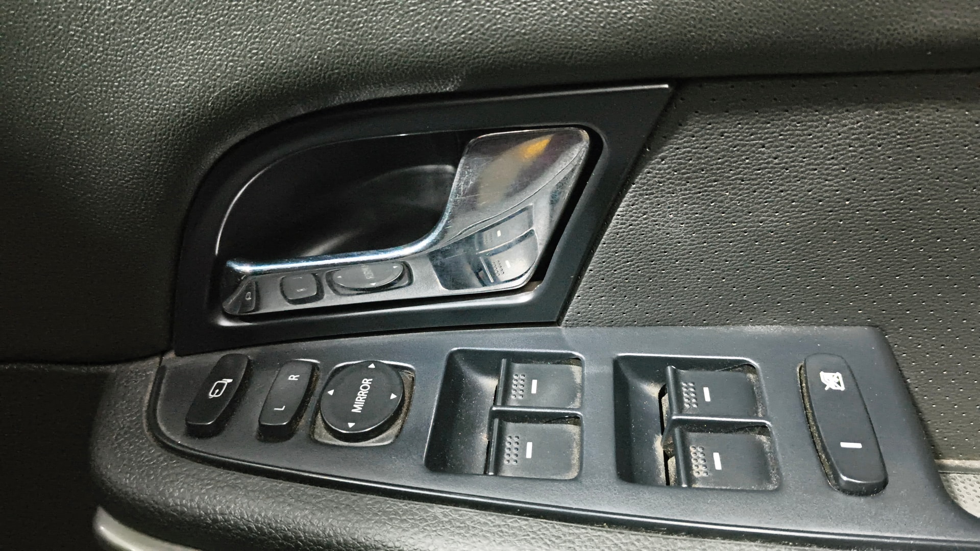 View 2017 Tata Hexa XT 4X2 Image 40 Used 2017 Tata Hexa XT 4X2 Image 40