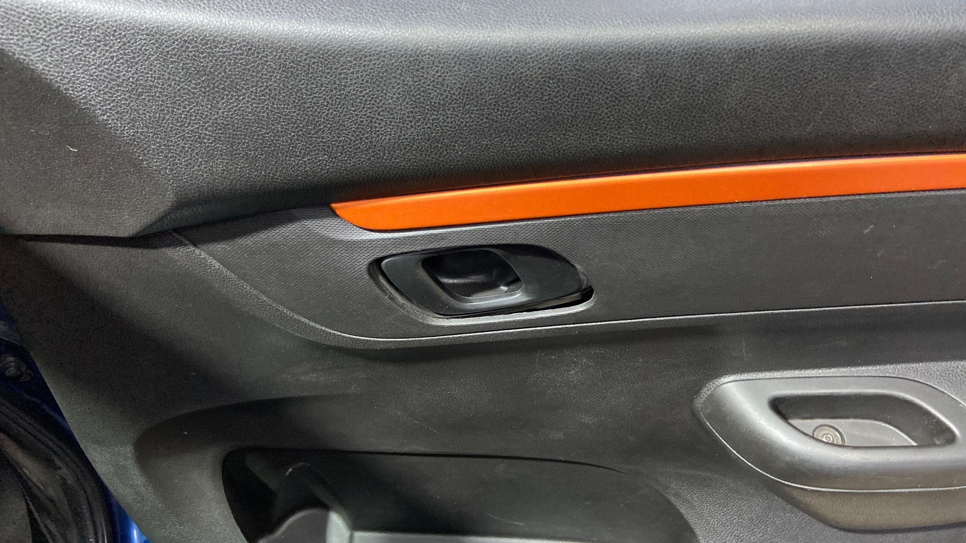 View 2018 Renault Kwid RXT 1.0 Driver Airbag Option Image 32 Used 2018 Renault Kwid RXT 1.0 Driver Airbag Option Image 32