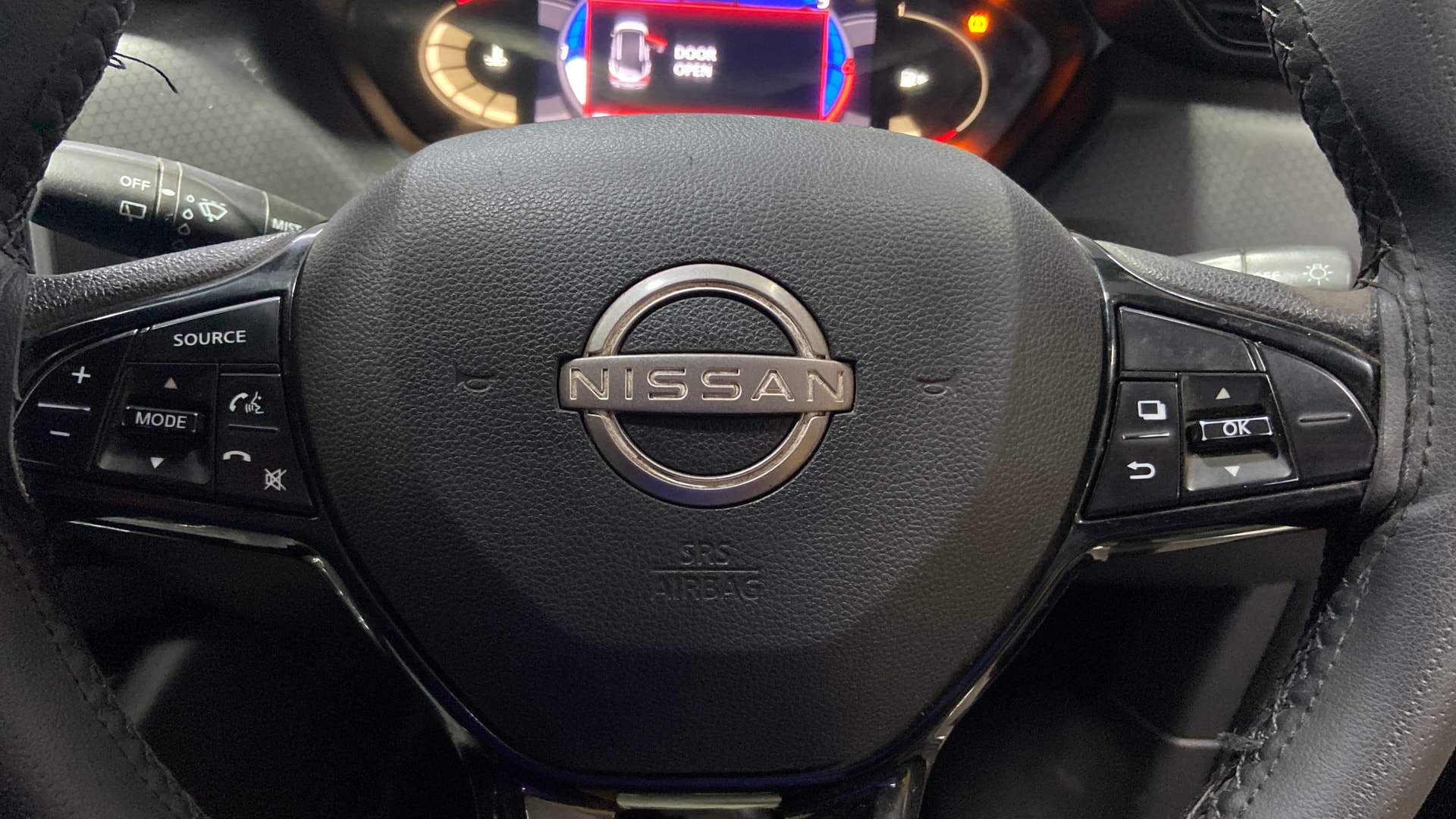 View 2024 Nissan Magnite XE Image 3 Used 2024 Nissan Magnite XE Image 3