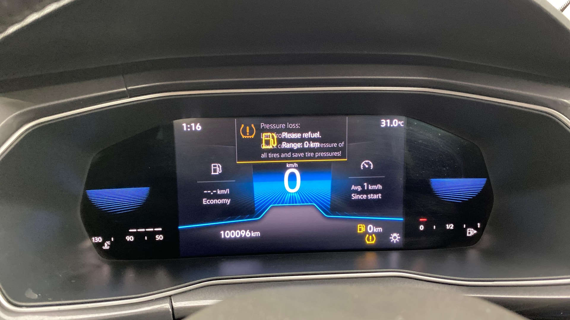 View 2022 Volkswagen Taigun 1.0 TSI Topline MT Image 21 Used 2022 Volkswagen Taigun 1.0 TSI Topline MT Image 21