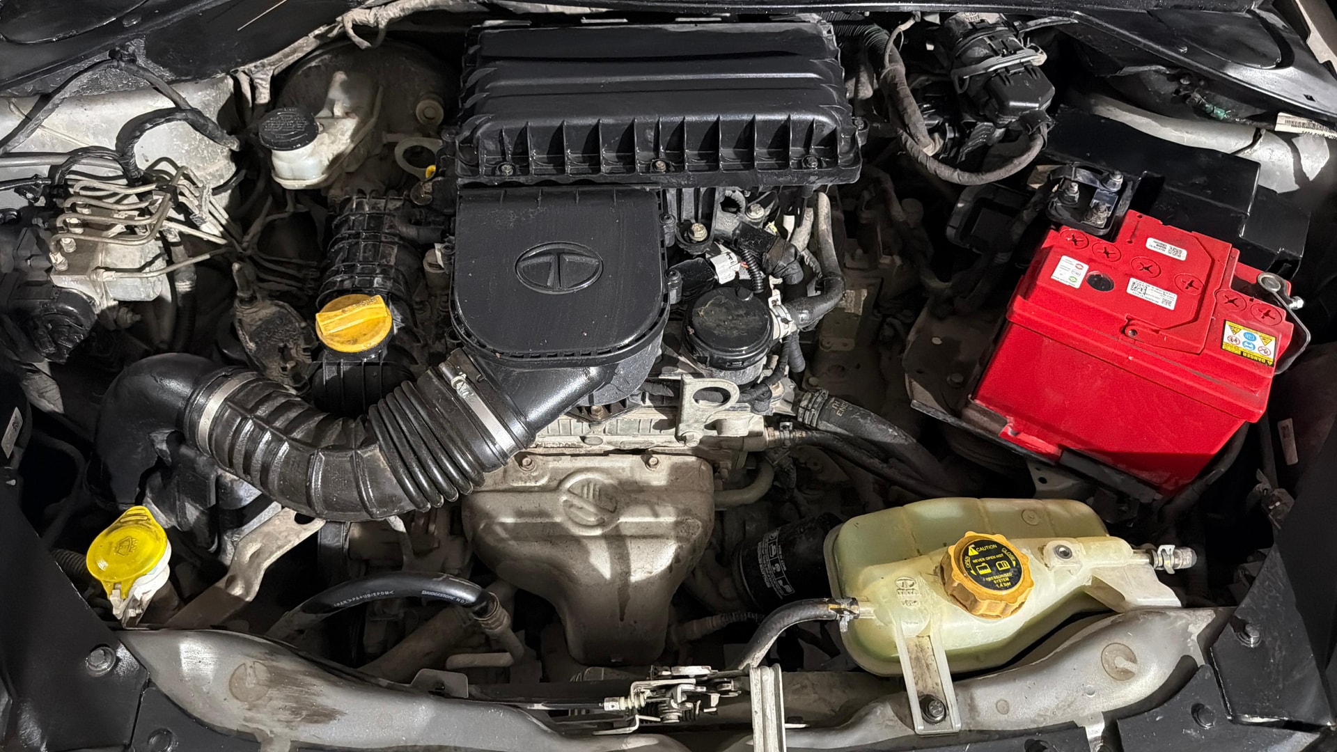 View 2019 Tata Tigor XE Diesel Image 41 Used 2019 Tata Tigor XE Diesel Image 41