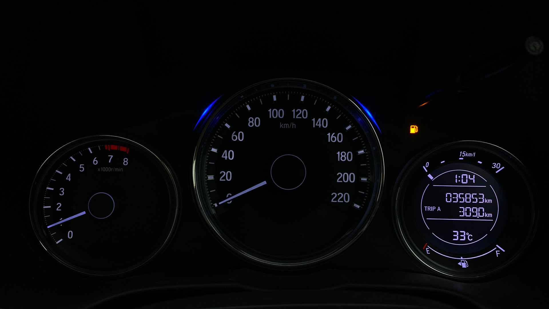 View 2021 Honda City ZX MT Diesel Anniversary Edition Image 36 Used 2021 Honda City ZX MT Diesel Anniversary Edition Image 36