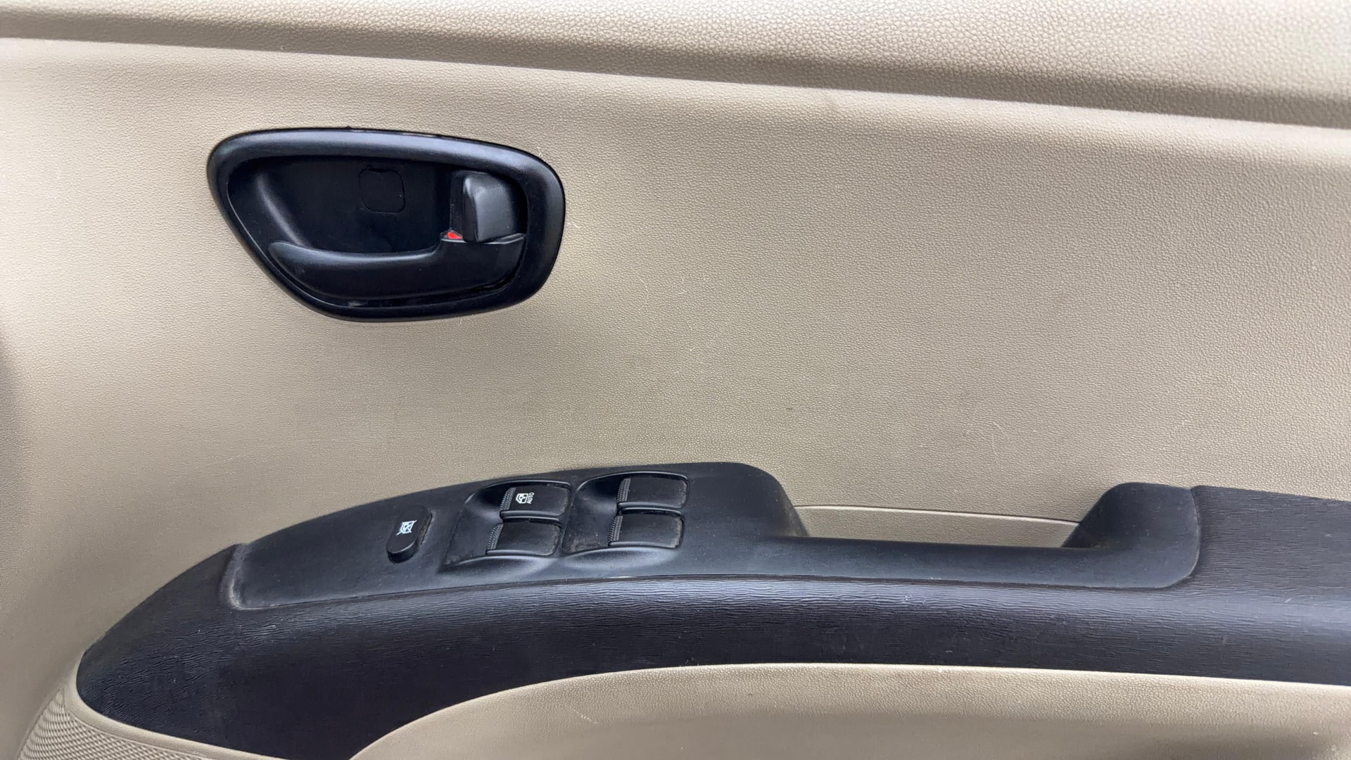 View 2014 Hyundai i10 1.1 Magna Image 32 Used 2014 Hyundai i10 1.1 Magna Image 32