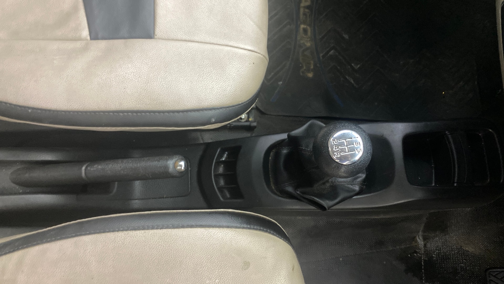 Used 2016 Maruti Suzuki 1000 Used 2016 Maruti Suzuki 1000