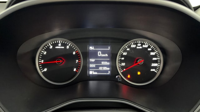 View MG Hector Image 35 Used MG Hector Image 35