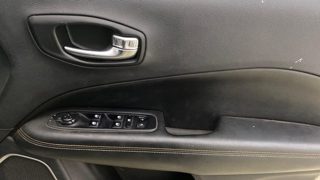 View Jeep Compass Image 33 Used Jeep Compass Image 33